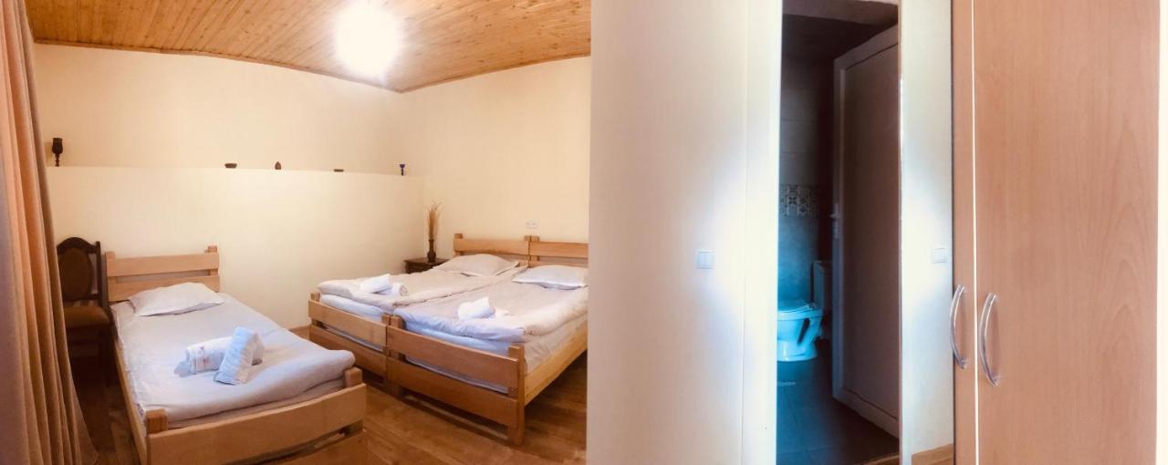 Guesthouse And Cottage Nicolo Kazbegi Εξωτερικό φωτογραφία